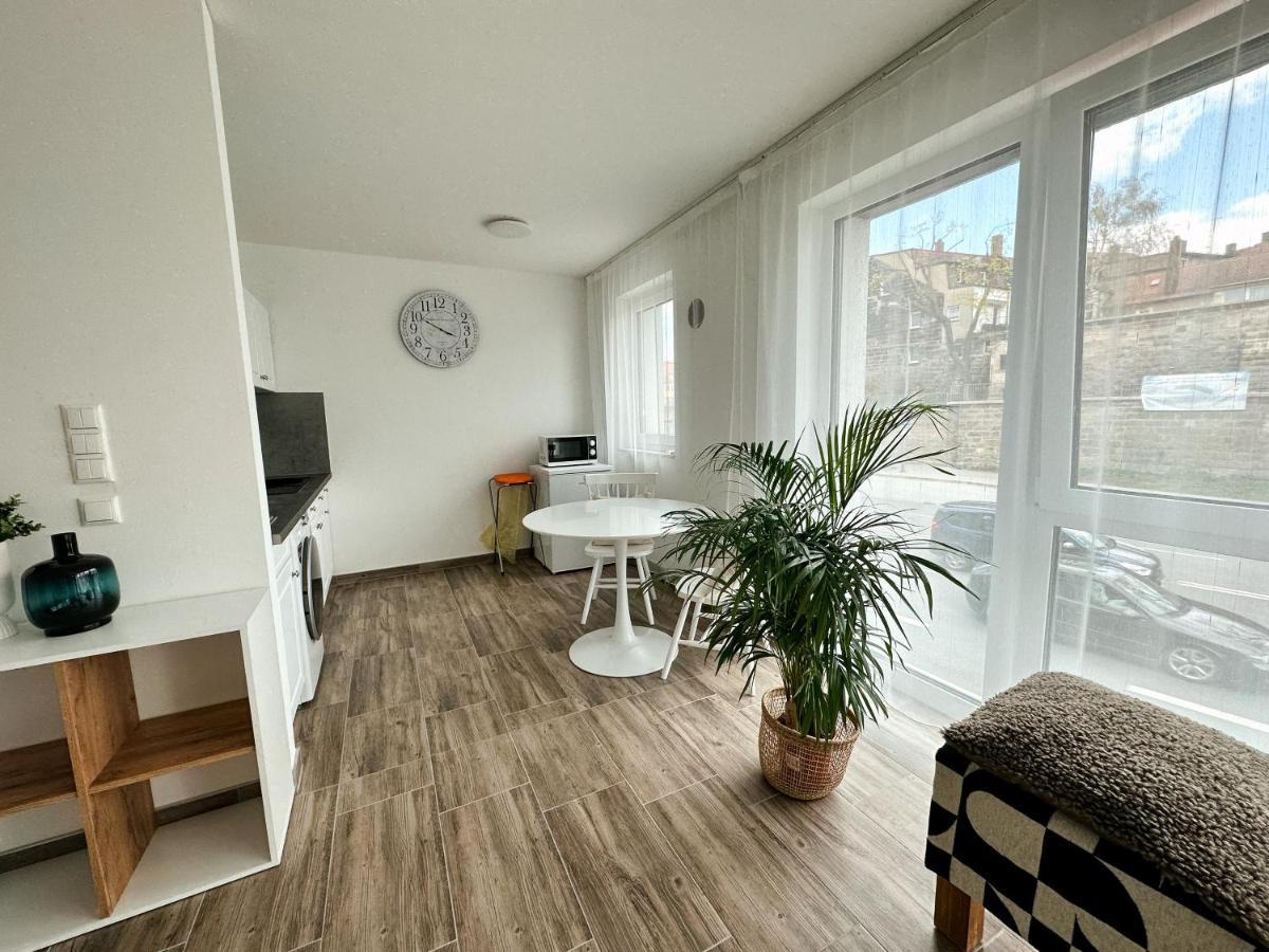 Sali Homes Elegant And Stylish Retreat In Heart Of Bayreuth, Close To River Exterior foto