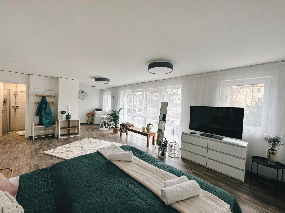 Sali Homes Elegant And Stylish Retreat In Heart Of Bayreuth, Close To River Exterior foto