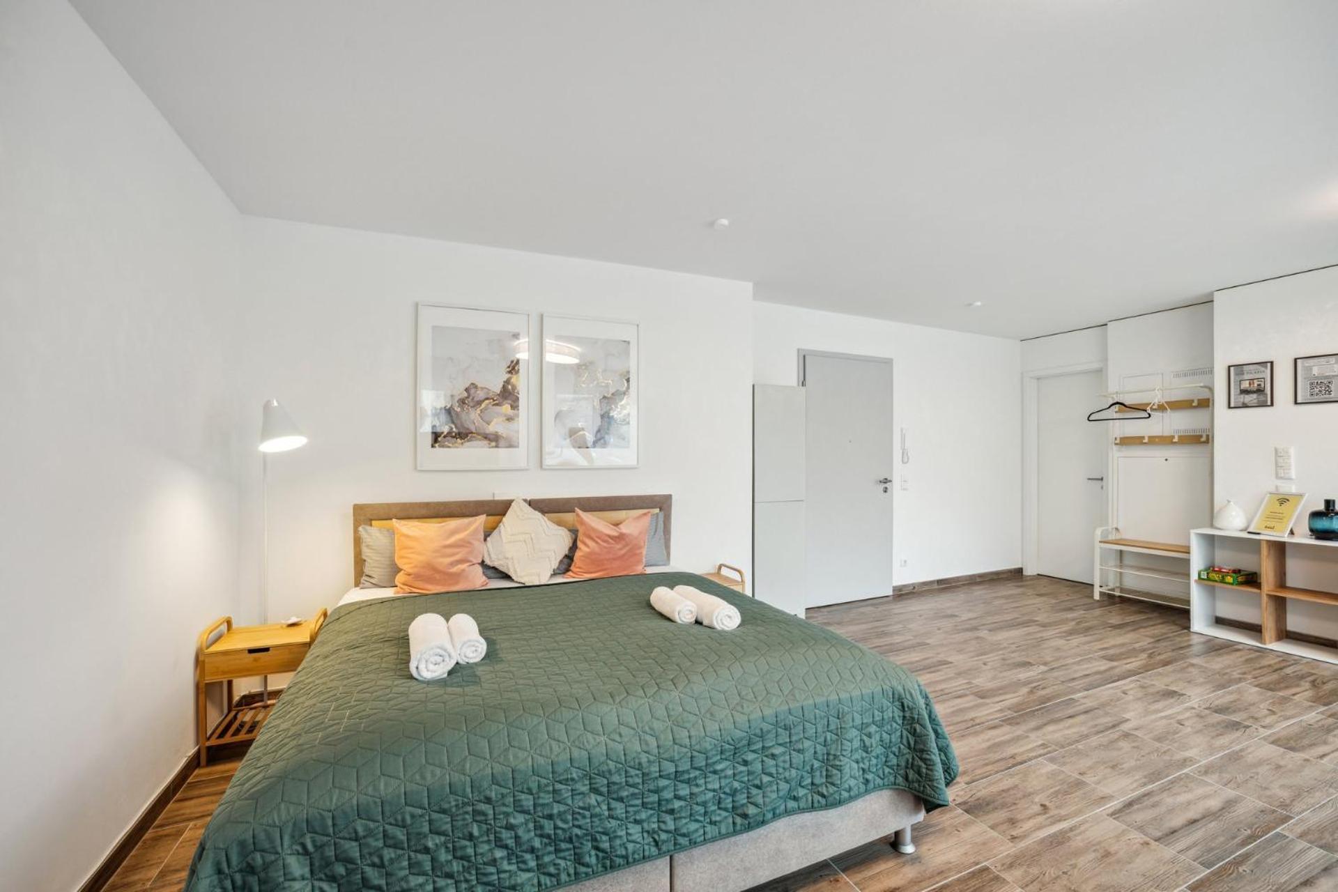 Sali Homes Elegant And Stylish Retreat In Heart Of Bayreuth, Close To River Exterior foto